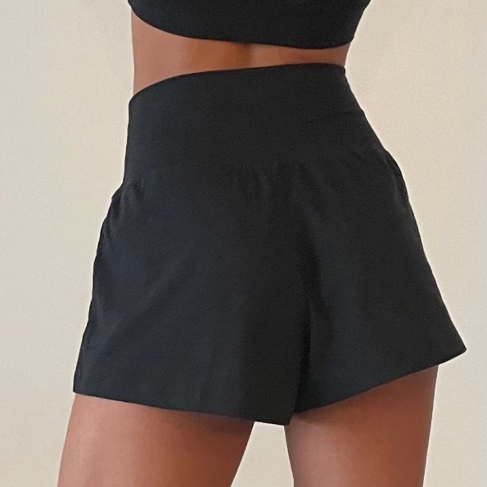 ❌ SOLD. ETSY ZYZA Hemp/Organic Cotton High Rise Shorts | Black | Size M - Picture 2 of 7